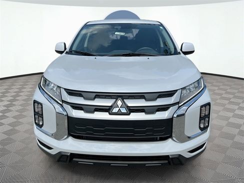 Used 2025 Mitsubishi Outlander Sport ES image 2