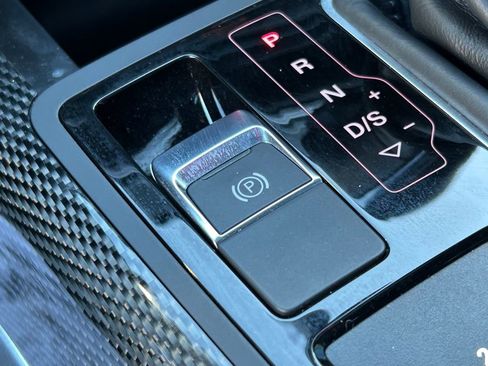 Used 2018 Audi A6 3.0T Sport image 26