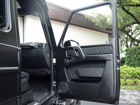 Used 2017 Mercedes-Benz G 550 Squared image 20