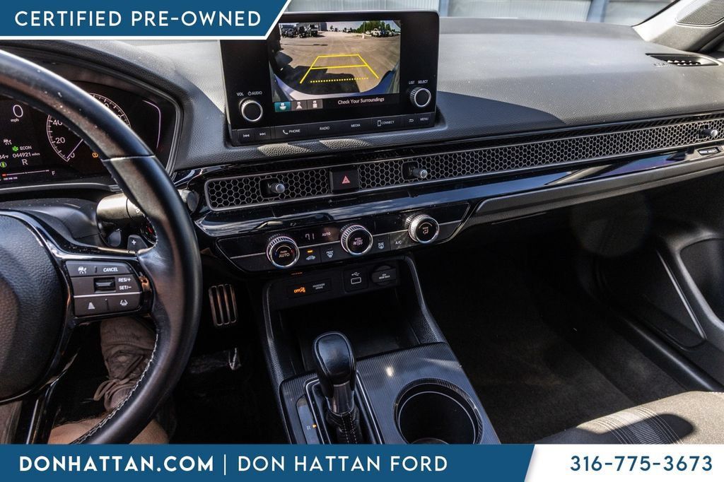 Used 2023 Honda Civic Sport image 9