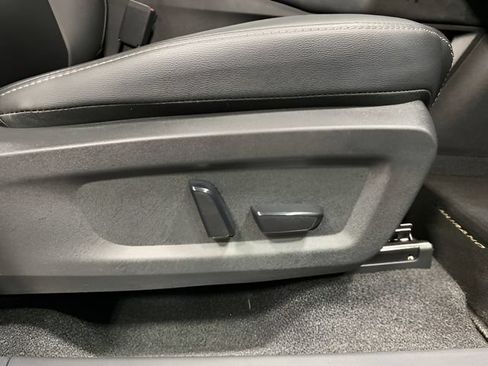 Certified 2025 Nissan Murano SL w/ Cargo Package AWD/4WD image 32