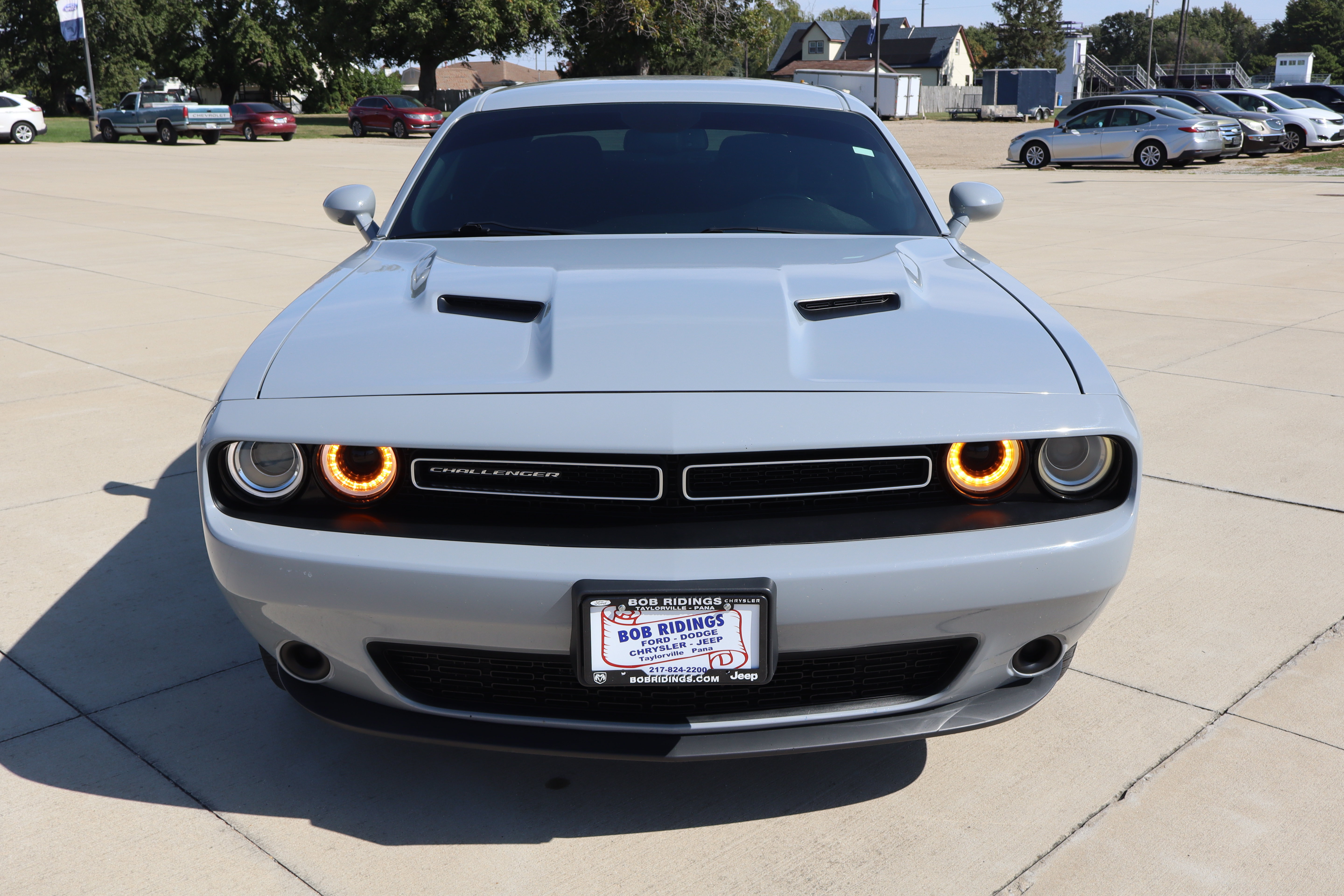 Used 2022 Dodge Challenger SXT w/ Cold Weather Group AWD/4WD image 2