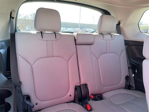 Certified 2025 Honda Pilot EX-L image 29