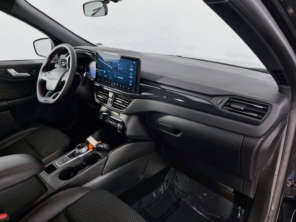 Used 2024 Ford Escape ST-Line w/ Tech Pack #1 FWD image 27