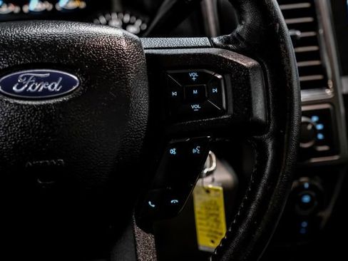 Used 2019 Ford F150 XLT w/ Equipment Group 302A Luxury image 21