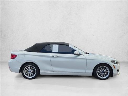 Used 2015 BMW 228i xDrive Convertible AWD/4WD image 4