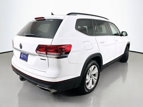 Certified 2023 Volkswagen Atlas SE w/ Panoramic Sunroof Package AWD/4WD image 7
