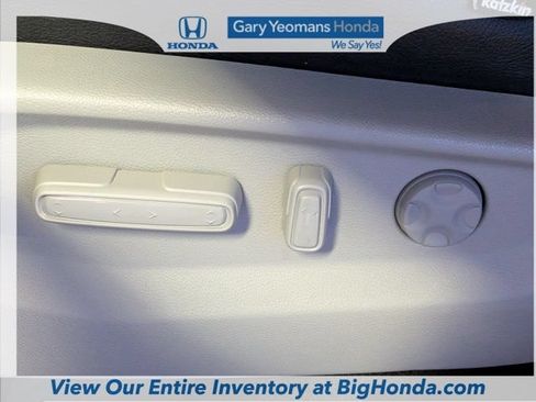 Certified 2024 Honda Odyssey EX image 23