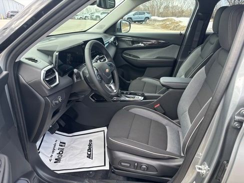 New 2026 Chevrolet TrailBlazer LT w/ Convenience Package image 9