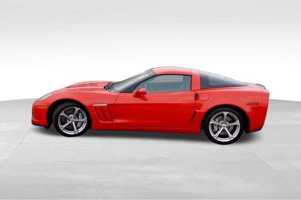 Used 2011 Chevrolet Corvette Grand Sport w/ Preferred Equipment Group RWD image 9
