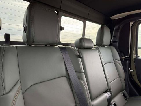 New 2026 Jeep Gladiator Mojave image 22