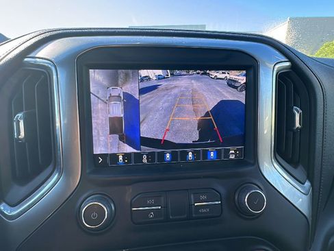 Used 2022 Chevrolet Silverado 2500 LTZ w/ LTZ Premium Package image 26