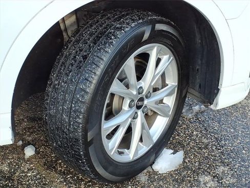 Used 2023 Audi Q3 2.0T Premium image 4