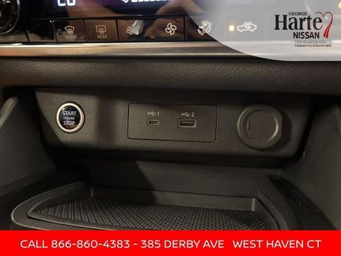 Certified 2023 Nissan Rogue SV image 12