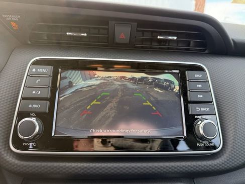 New 2025 Nissan Kicks S image 18