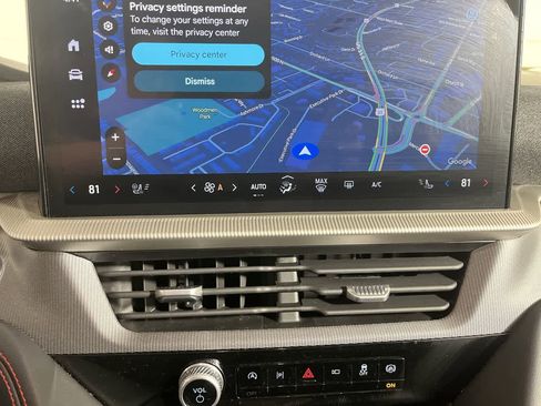 Used 2025 Ford Explorer ST-Line image 21