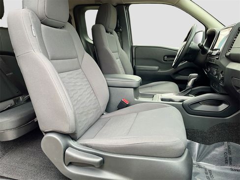 Used 2022 Nissan Frontier S w/ Technology Package image 24