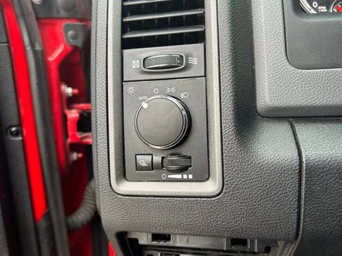 Used 2014 RAM 1500 Tradesman w/ Popular Equipment Group image 18