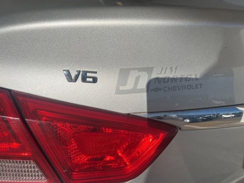 Used 2020 Chevrolet Impala Premier image 9
