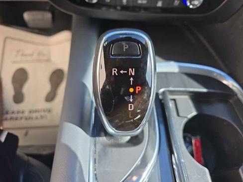 Used 2019 Buick Enclave Premium w/ Experience Buick Package image 24