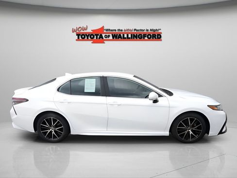 Certified 2023 Toyota Camry SE FWD image 13