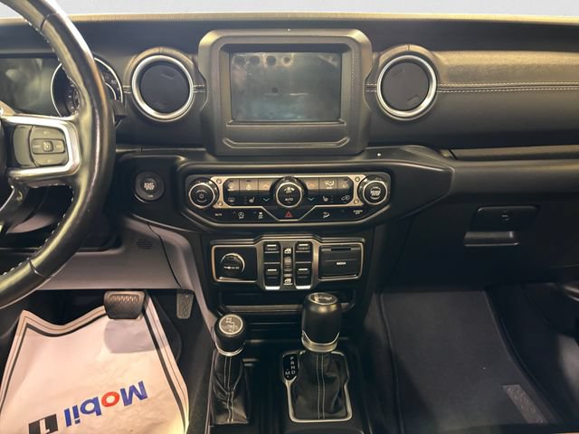 Used 2021 Jeep Wrangler Unlimited Sahara w/ Cold Weather Group AWD/4WD image 12