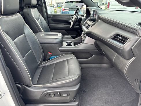 Certified 2021 GMC Yukon SLT w/ SLT Luxury Plus Package image 15