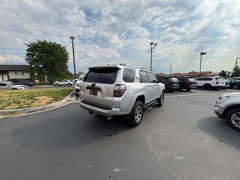 Used 2021 Toyota 4Runner TRD Off-Road Premium w/ Moonroof Package image 7