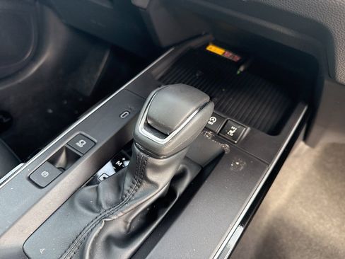 New 2026 Toyota Corolla Cross XLE image 5