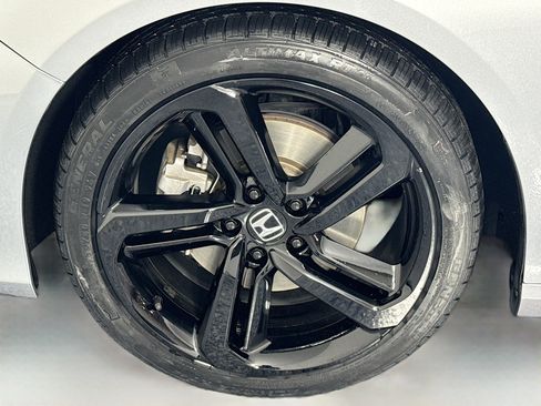 Certified 2022 Honda Accord Sport image 28
