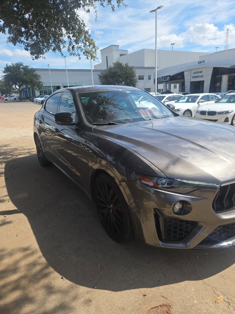 Used 2022 Maserati Levante Modena AWD/4WD image 26