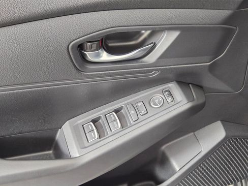 Used 2023 Honda Accord LX image 25