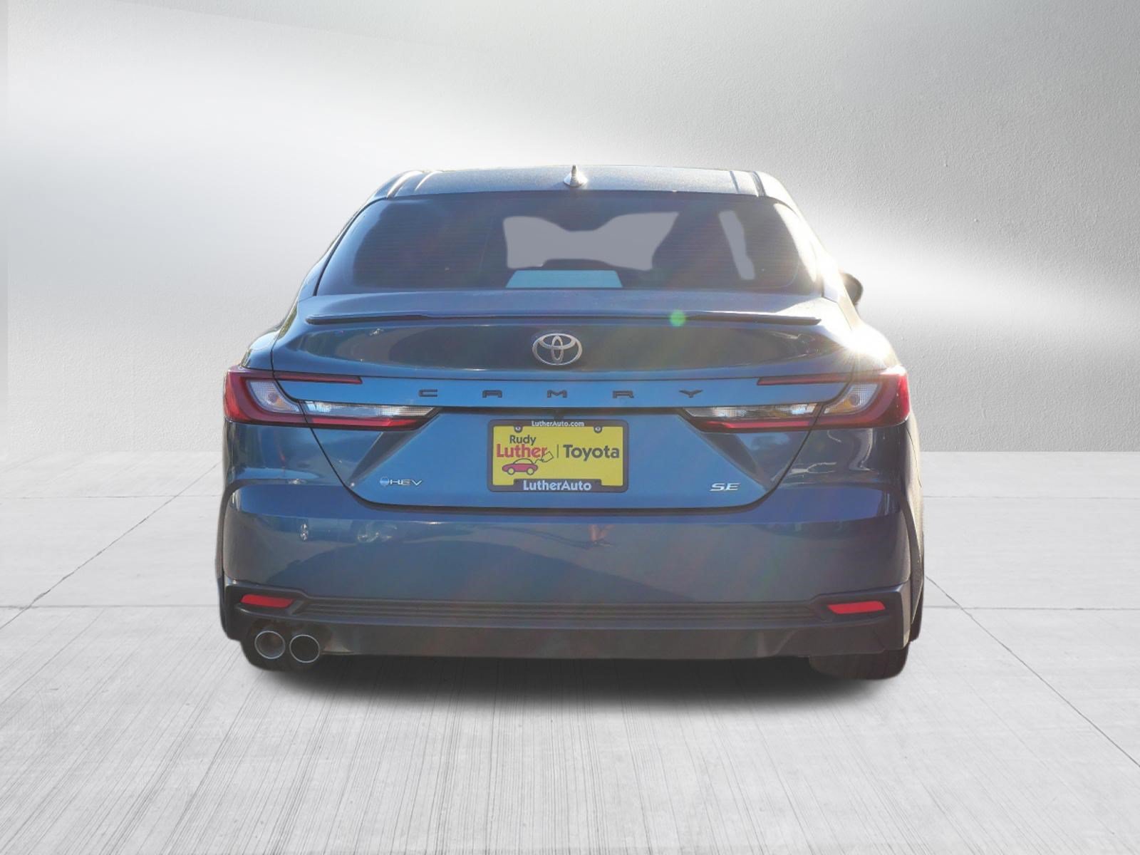 Used 2026 Toyota Camry SE w/ Convenience Package FWD image 7