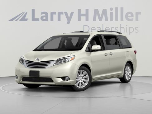 Used 2017 Toyota Sienna XLE w/ XLE Navigation Package FWD image 1