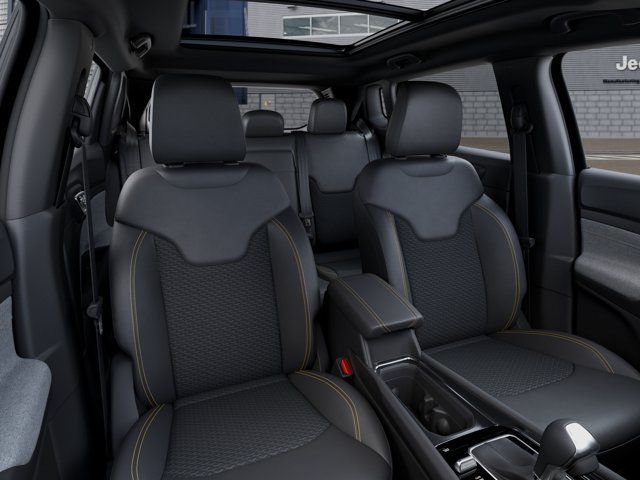 New 2026 Jeep Compass Latitude AWD/4WD image 16