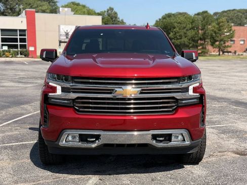 Used 2021 Chevrolet Silverado 1500 High Country w/ Technology Package AWD/4WD image 8
