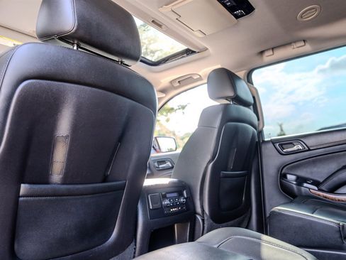 Used 2015 Chevrolet Tahoe LTZ RWD image 30