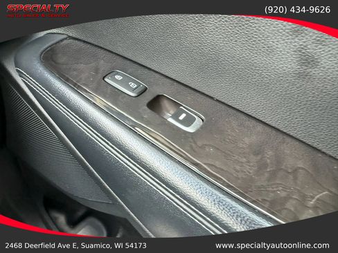 Used 2017 Kia Sorento LX image 35