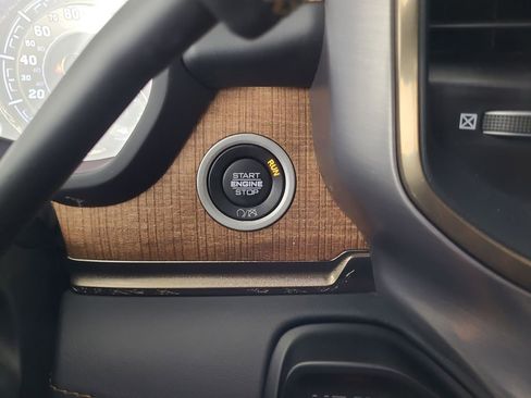 Used 2022 RAM 3500 Limited image 14