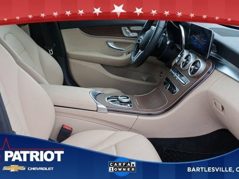 Used 2020 Mercedes-Benz C 300 Sedan w/ Premium Package image 18