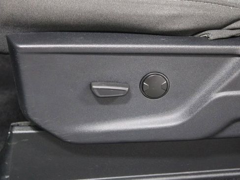 Used 2024 Ford F150 XLT w/ FX4 Off-Road Package image 18