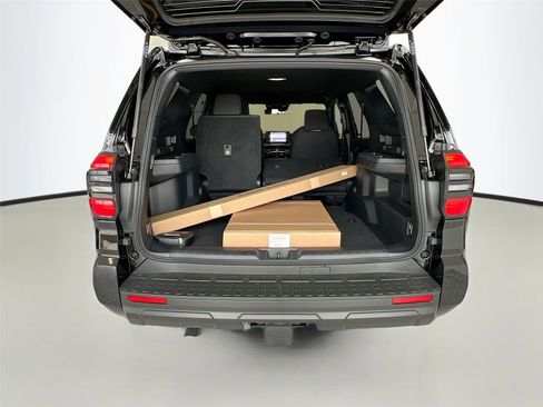 New 2026 Toyota 4Runner SR5 image 23