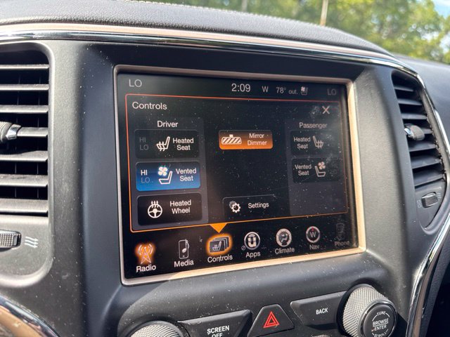 Used 2015 Jeep Grand Cherokee Overland RWD image 21