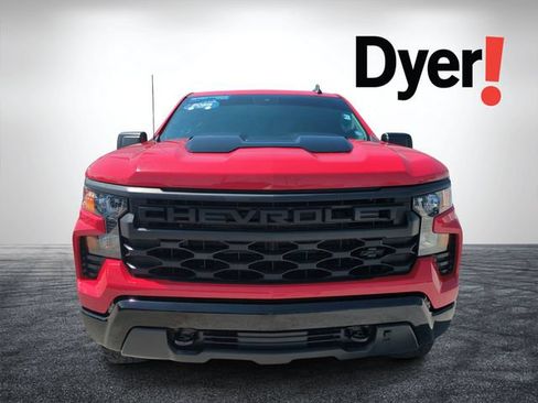 Used 2025 Chevrolet Silverado 1500 Custom Trail Boss w/ Dark Appearance Package AWD/4WD image 9