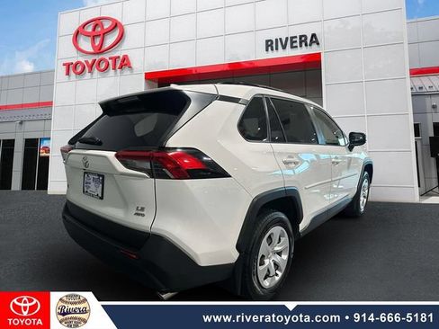 Used 2019 Toyota RAV4 LE w/ All Weather Liner Package AWD/4WD image 4