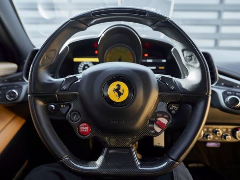 Used 2013 Ferrari 458 Italia Coupe image 51