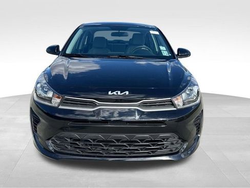 Used 2023 Kia Rio S image 2