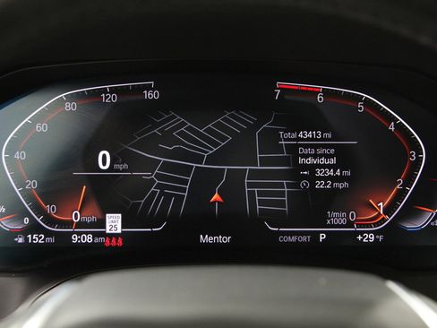 Certified 2022 BMW 330i xDrive Sedan w/ Driving Assistance Package image 8