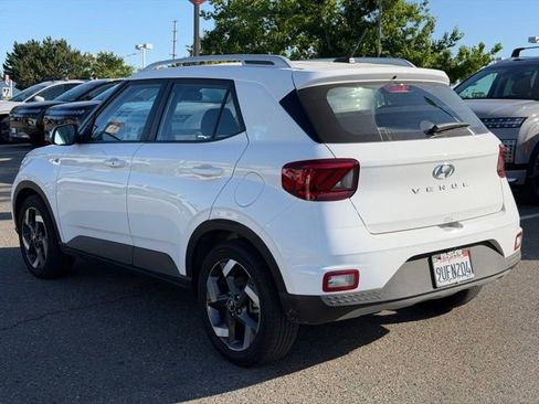 Certified 2025 Hyundai Venue SEL FWD image 3