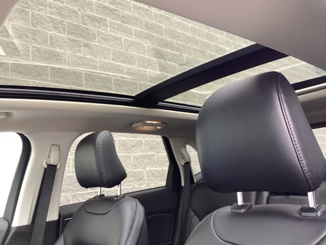 Used 2024 Ford Edge SEL w/ Convenience Package AWD/4WD image 26